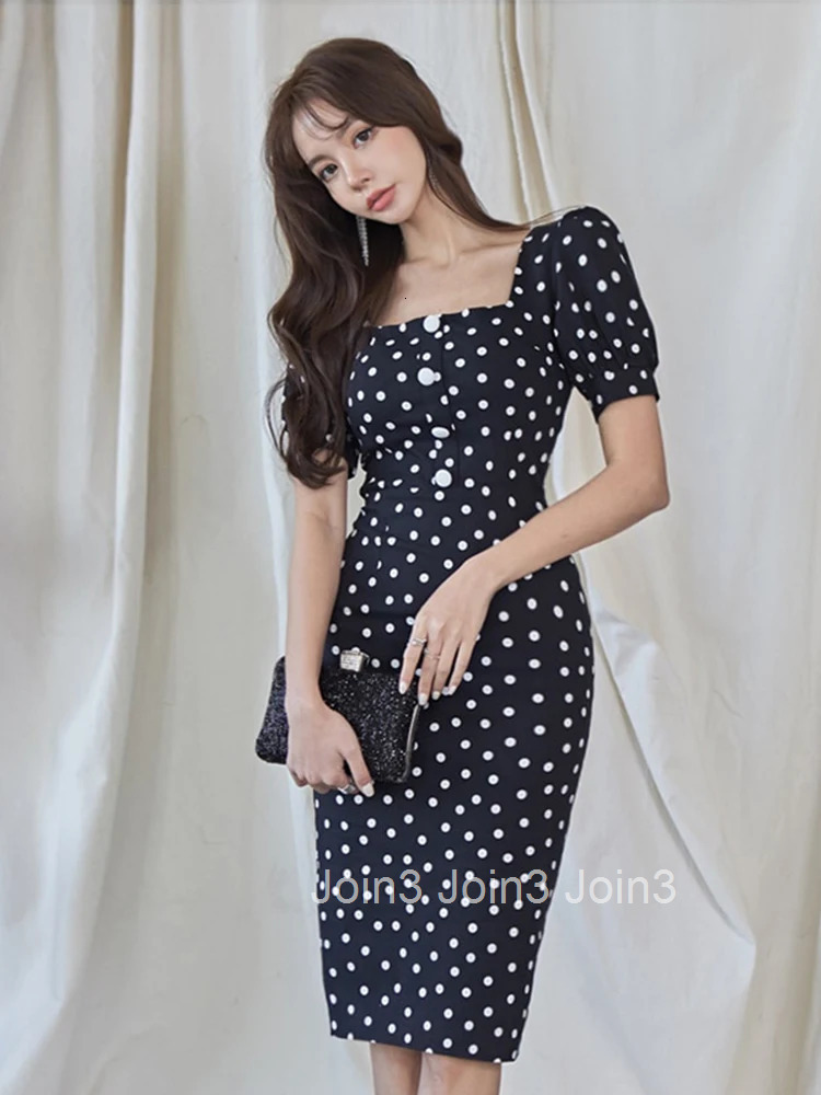 New Arrival Fashion Vintage Dot Party Dress Women Elegant Summer Square Collar Puff Sleeve Temperament Slim Simple Pencil Dress