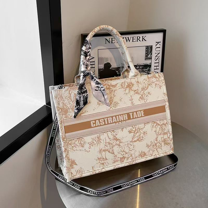 designer bags Women bags Trendy Small Clutch Purse Saddle Shoulder Bag Underarm Handbag Satchel HandBag Crossbody Bag Printed shopping bag 444