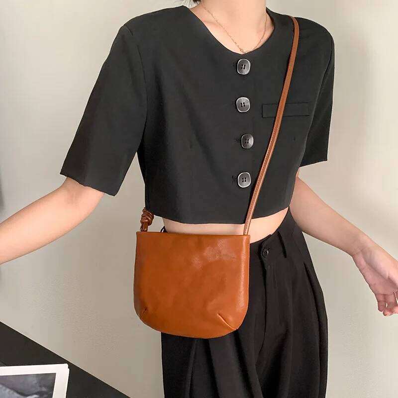 Minimalist leather small for women, 2025 new retro style cowhide saddle bag, niche single shoulder crossbody women's bag