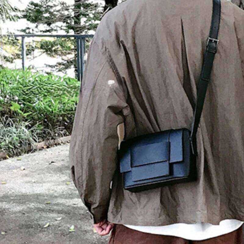 Designer Men's Crossbody Fashion Small Square Simple Versatile One Shoulder Messenger Bag 2023 NEW