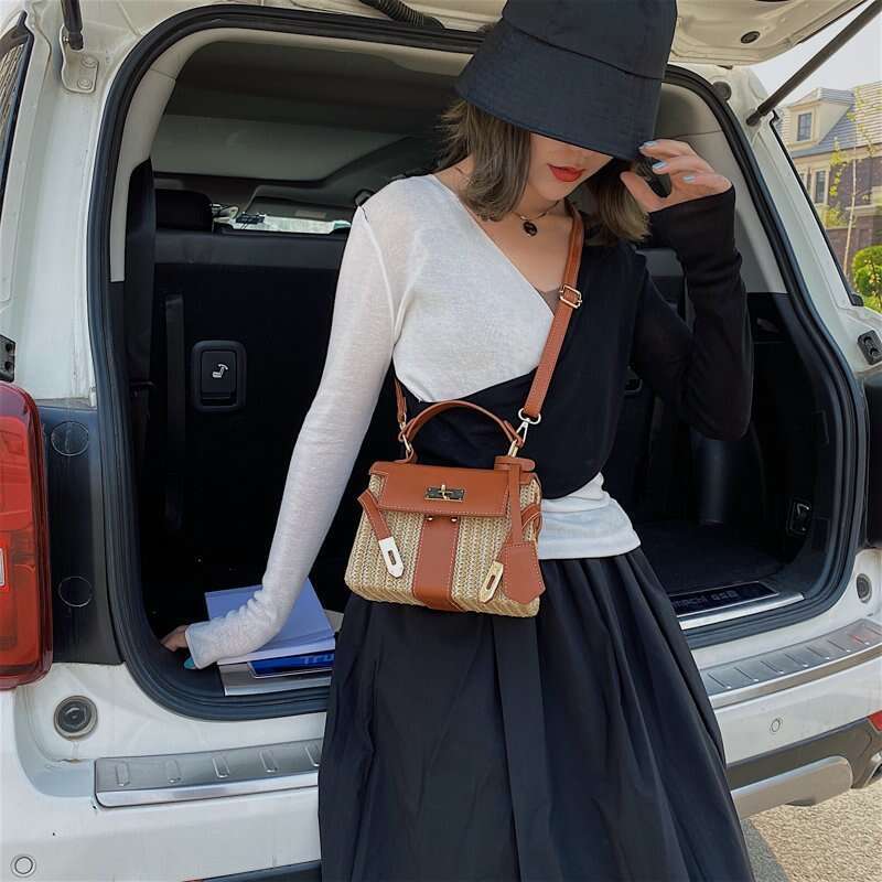 Women's 2025 New Handmade Rattan Woven Summer Fashion Versatile Straw Handbag Small Square Bag