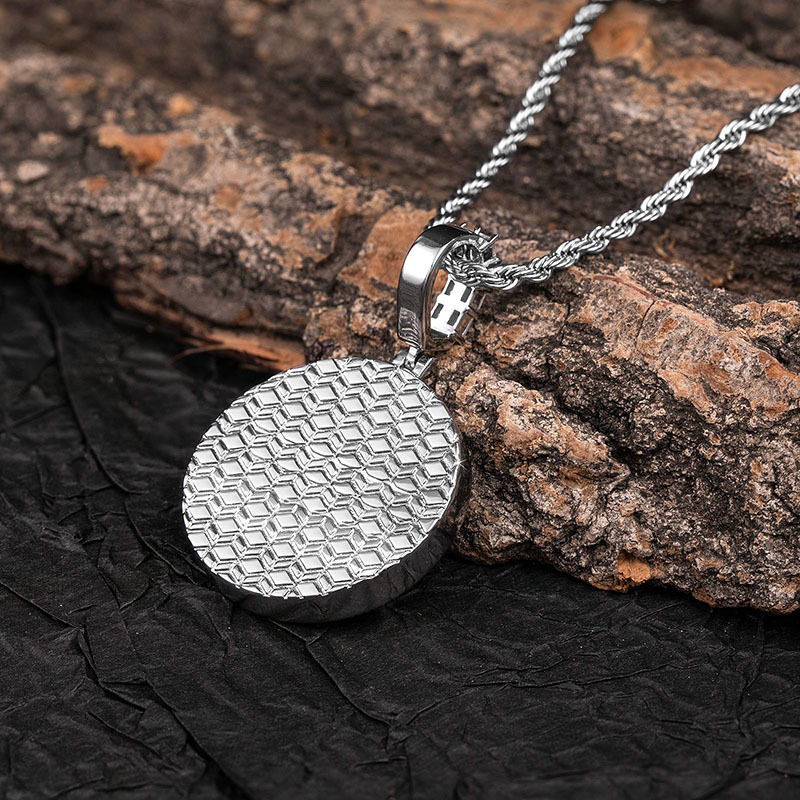 Luxury Moissanite Hip Hop Punk Trendy Diamond Inlaid Niche Luxury Personalized Men's Statement Pendant Necklace Pass the diamond tester