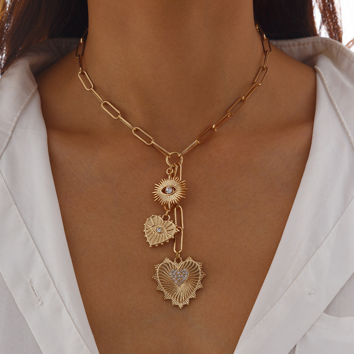Versatile Single Layer Heart-Shaped Tassel Collarbone Necklace Simple Cross Chain Eye Inlaid Dia Jewelry