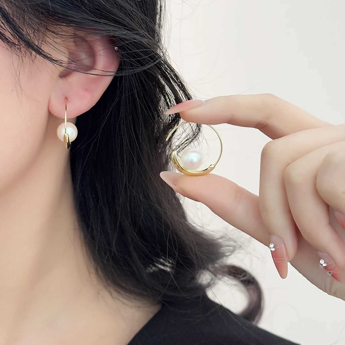 French Earrings With Simple Circular Artificial Pearl Earrings Niche High-End Style Versatile Earrings XJ250623