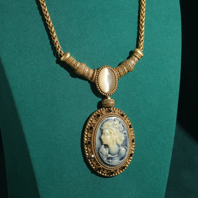 Vintage Cameo Jewelry Sets Natural Stone Oval Relief Portrait Of A Beauty Woman Pendants Retro Outfits s Trend 250618