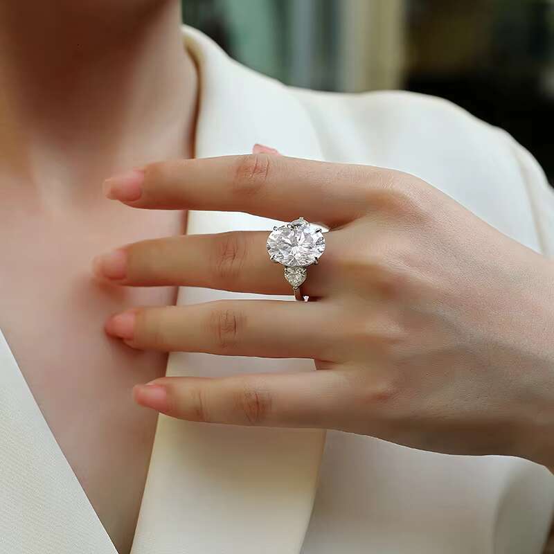 925 Sterling Silver Moissanite Eternity Ring New Married Womans Finger Jewellery Inspired VVS 12CT Big Oval Moissanite Ring