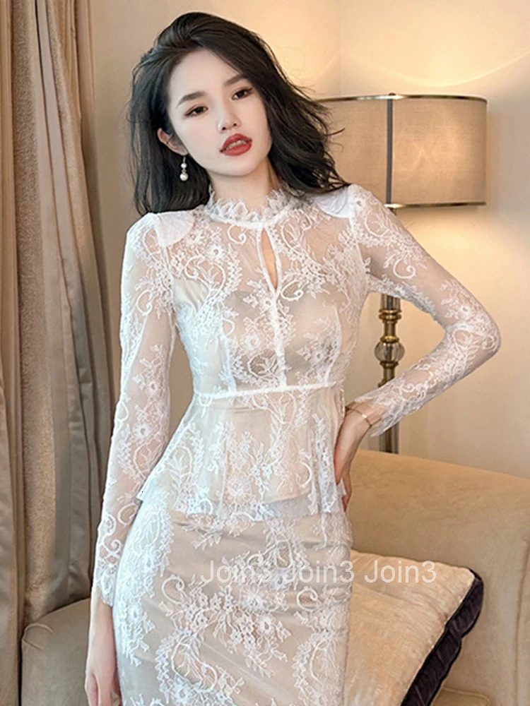 New Spring Autumn Pullover Shirt Women Elegant Lady Chic Lace Sexy Sheer Hollow O-Neck Long Sleeve Slim Mujer Femme Tops Outfits