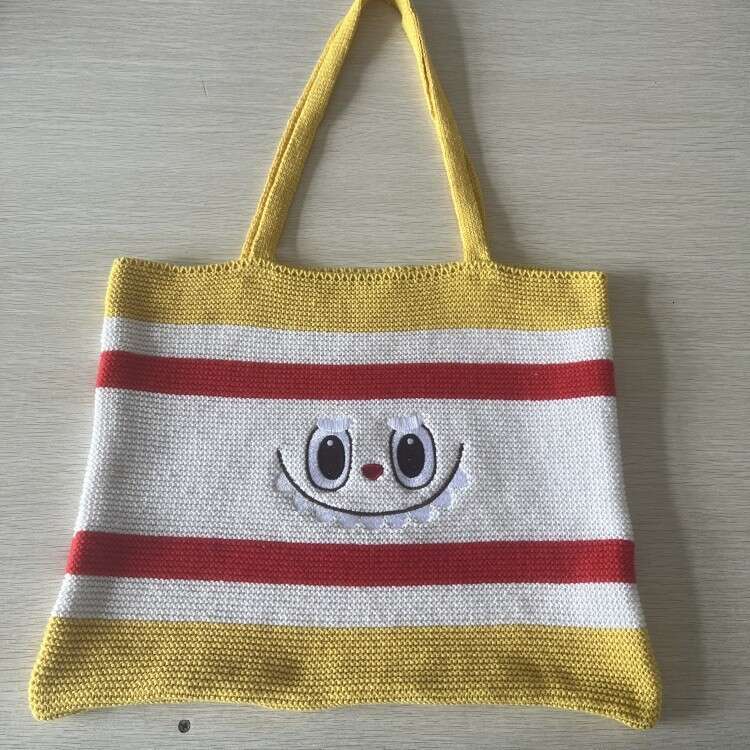 Women's Commuting, Large Capacity Bag, Fashionable Knitted Heart Style, Casual Versatile Shoulder Bag for Women