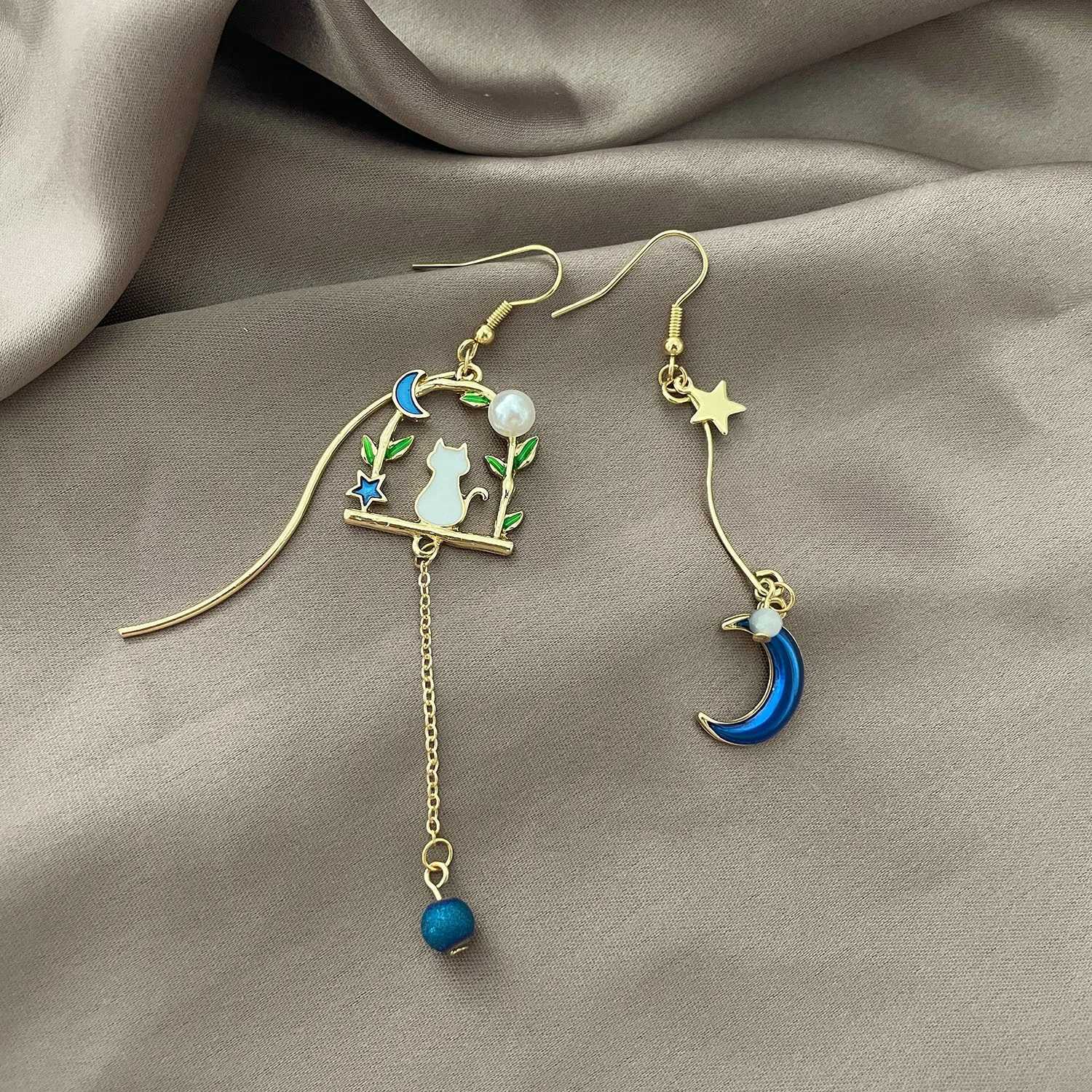 New Fashion Cute Animal Cat Earrings For Women Asymmetric Kitten Pearl Drop Earring Sweet Temperament Party Wedding Jewelry Gift XJ250623