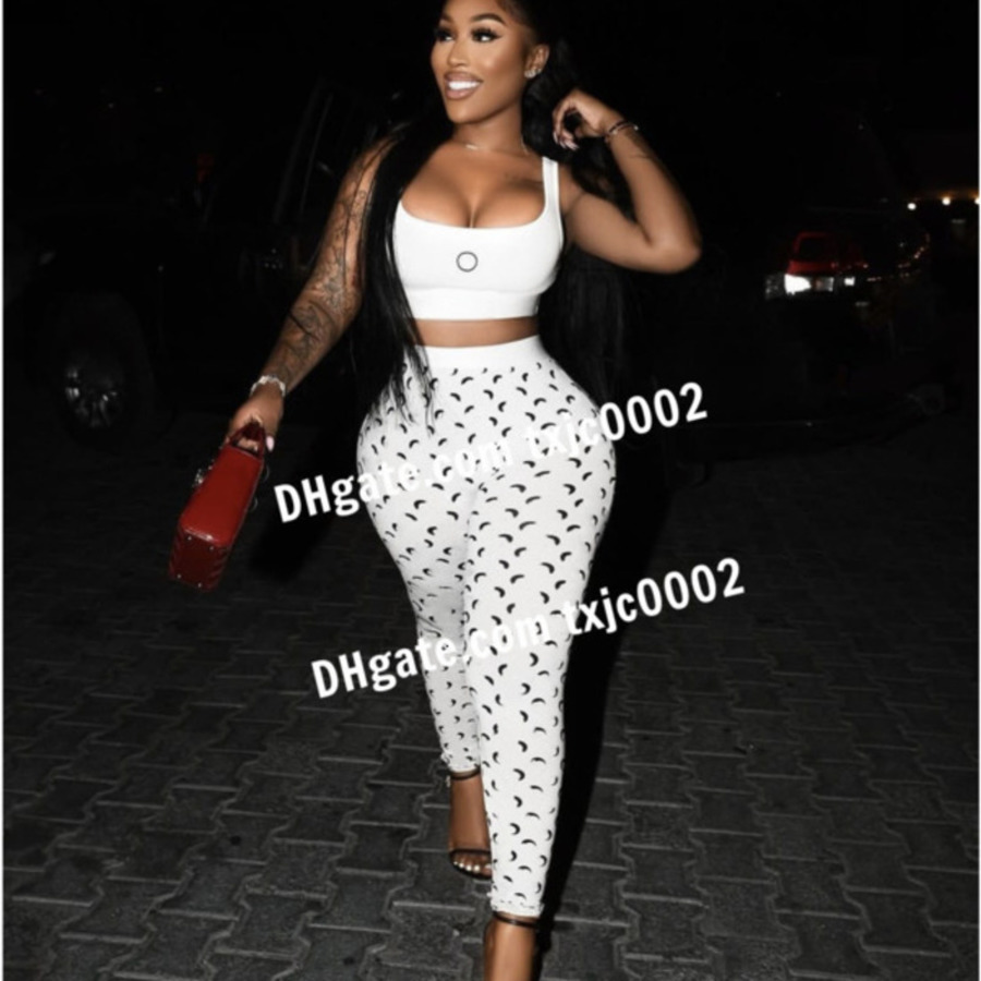 Summer Womens Designer 2025 New Tracksuits Sexy Suspenders Slim Two Piece Vest Yoga Pants Set Fashionable Print Sports Outfits