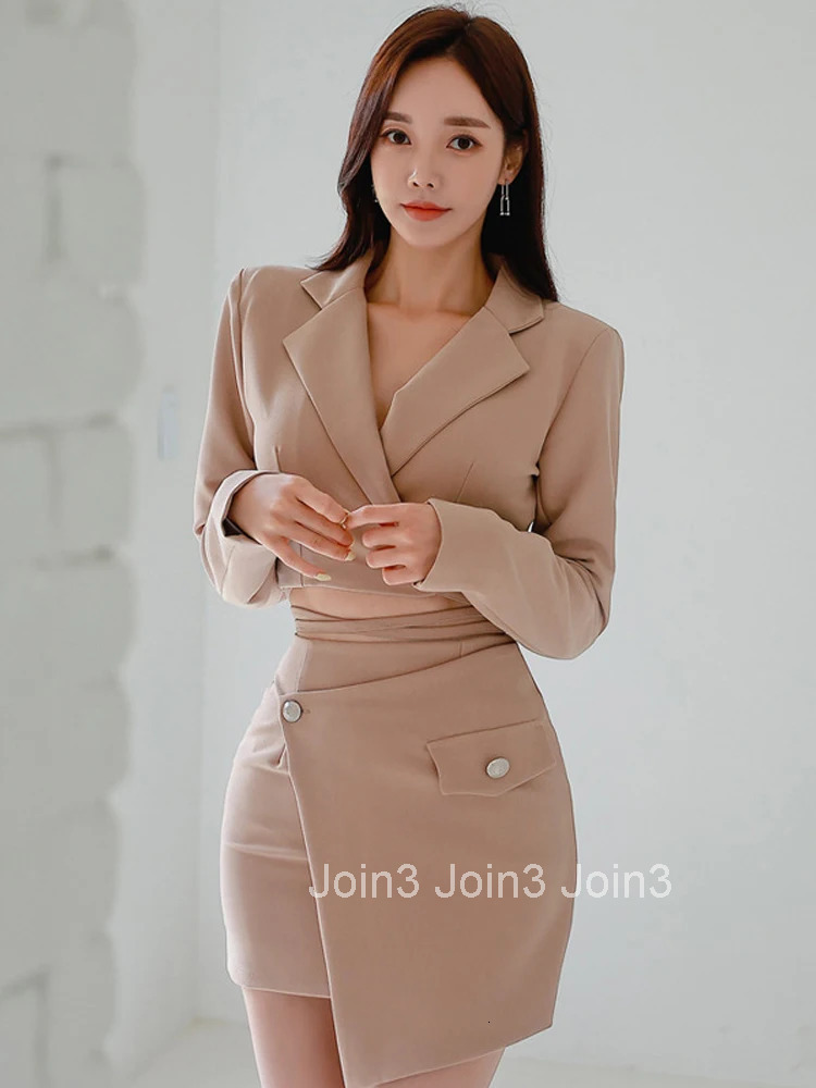 Fashion Y2K Sexy Formal Chic 2 Pieces Outfits Suits Women Lady Cropped Short Tops Coat Blazer Suit And High Waist Mini Skirt Set