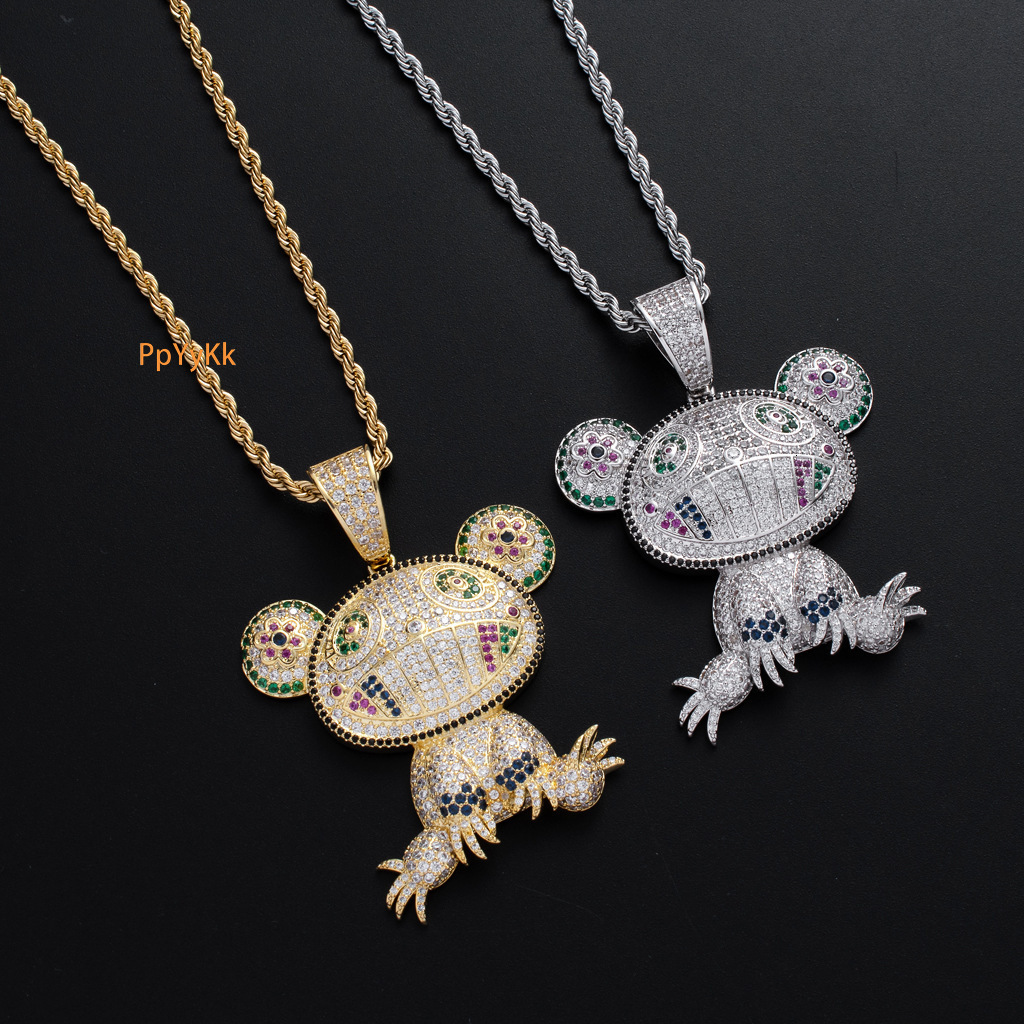 Hip Hop Necklace Colorful Frog Iced Out Pendant Unique Trendy Accessory Pendant Moissanite Pass the diamond tester