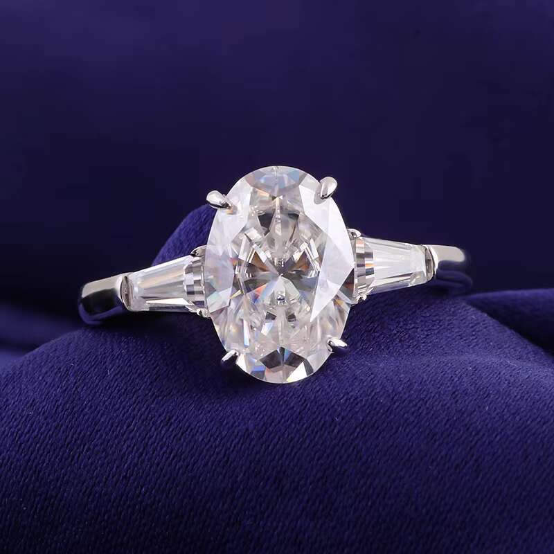 Hot Sale Fashion Customized Moissanite Diamond Handmade Crushed Ice Moissanite 925 Ring for Women