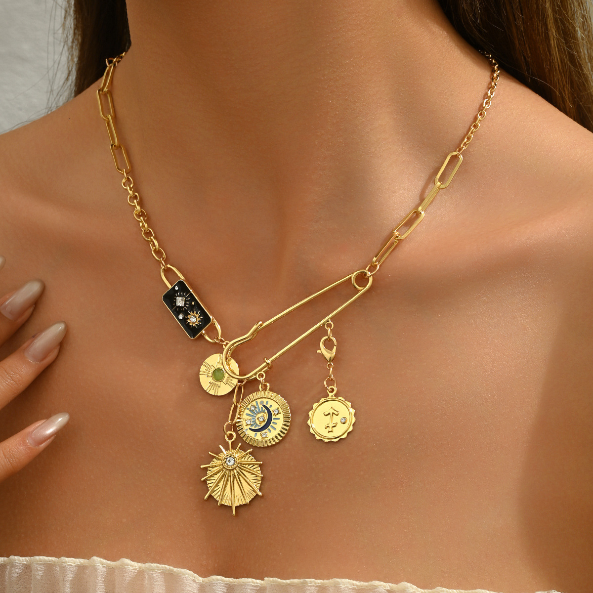 New Women's Necklace Sun Moon Flower Coin Pendant Long Clavicle Chain Fashion Accessories Trend