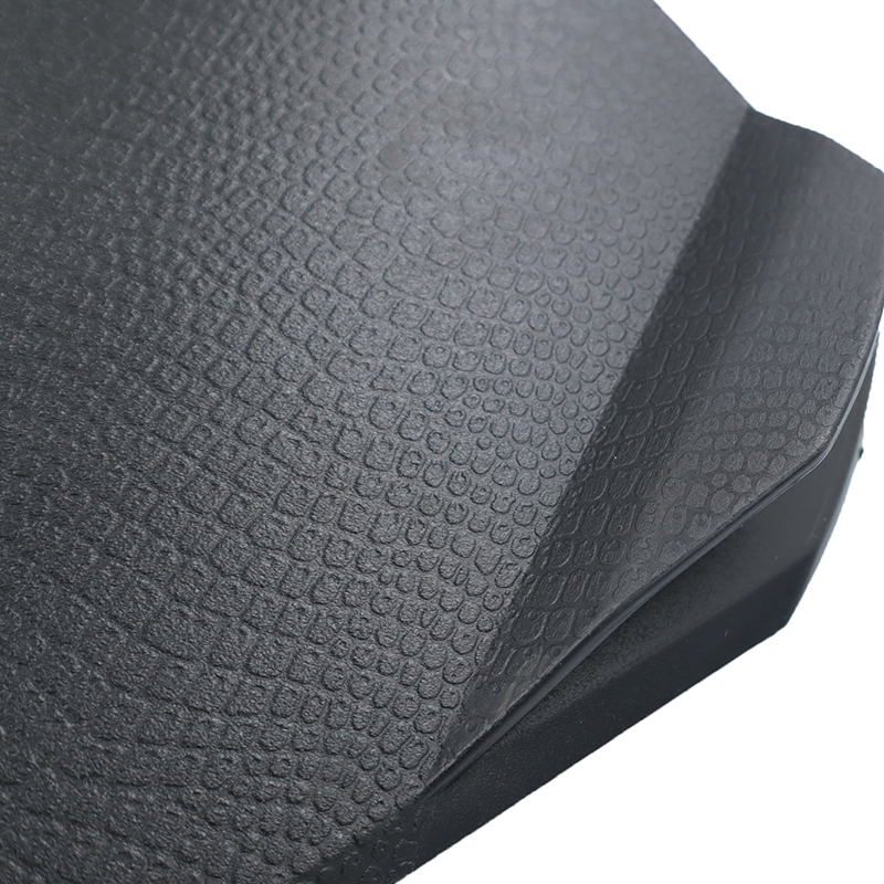 Marine hydrofoil stabilizer with hydrofoil blades suitable for engines ranging from 8 horsepower to 40 horsepower