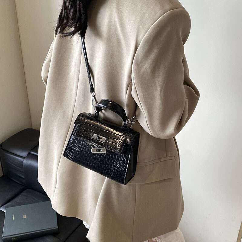 for Women 2025 New Trendy Stylish Handbag Women's Shoulder Commuter Versatile Crossbody Bag