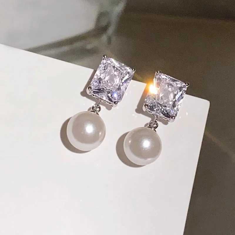 Huitan Luxury Train Cubic Zirconia Imitation Pearl Dangle Earrings for Women Temperament Bride Wedding Accessories La Jewelry XJ250623