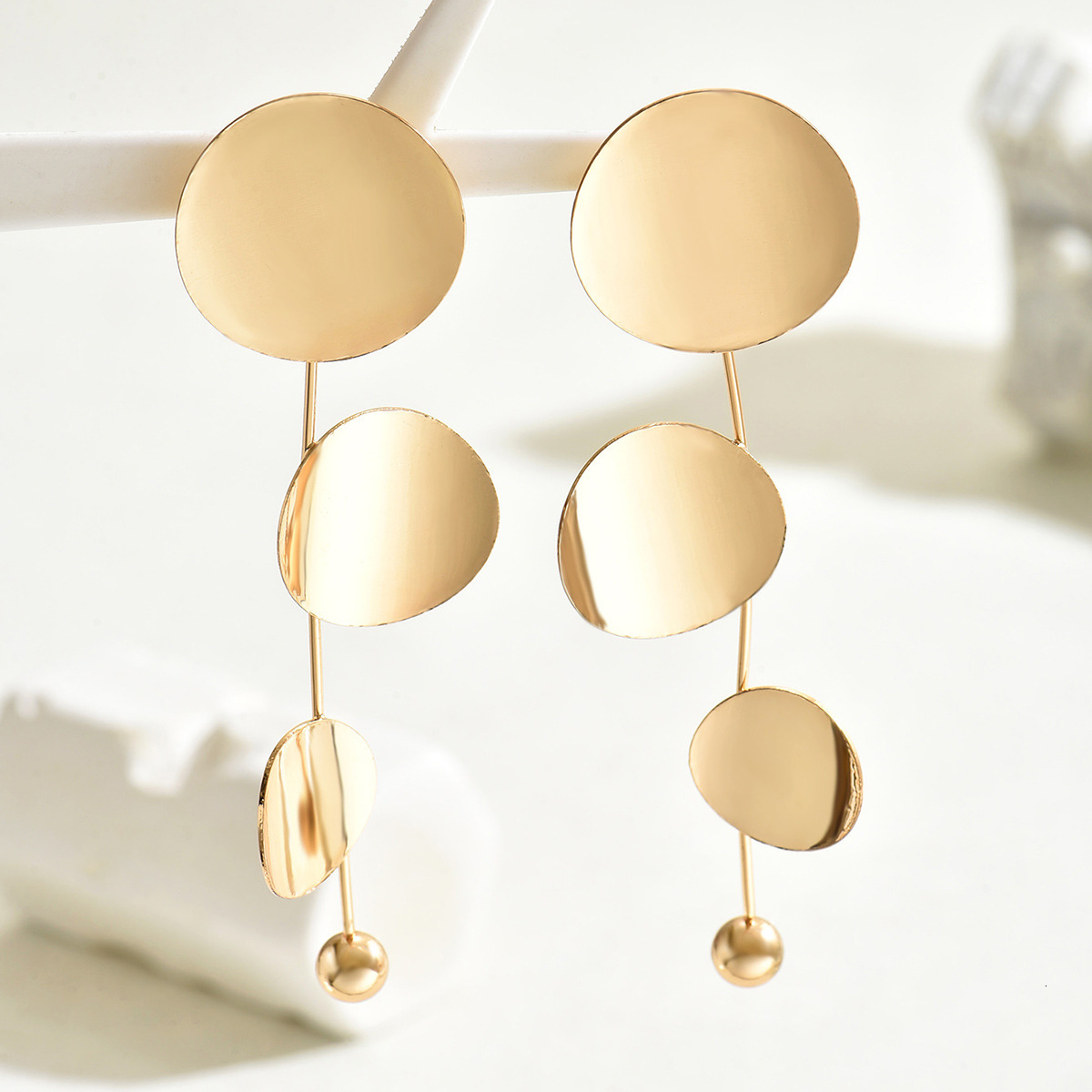 Women's Personality Round Design Drop Earrings High-end Studs