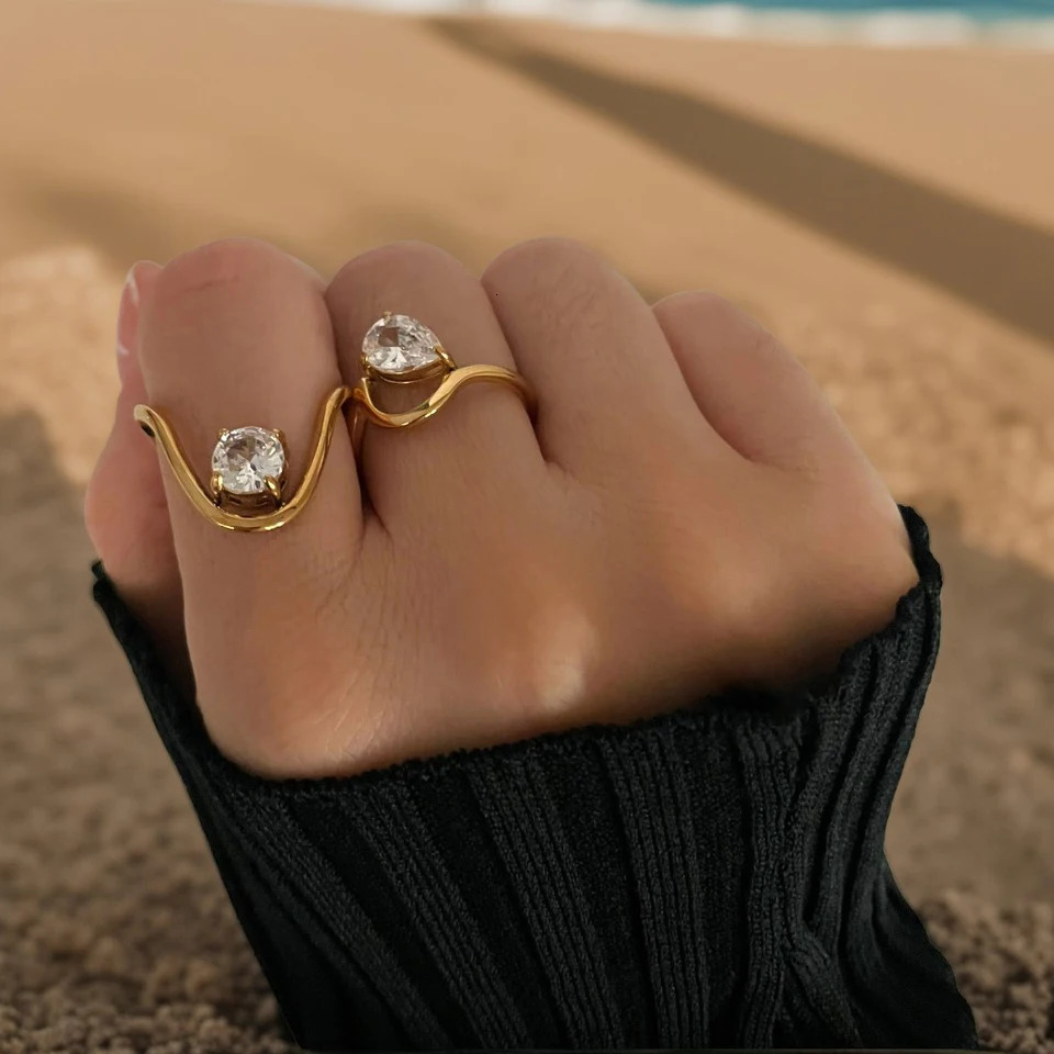 Perisbox 2 Unique ns Water Drop Circular Zircon Rings Stainless Steel Gold Plated Finger Jewelry Trendy Women Accessories 250617