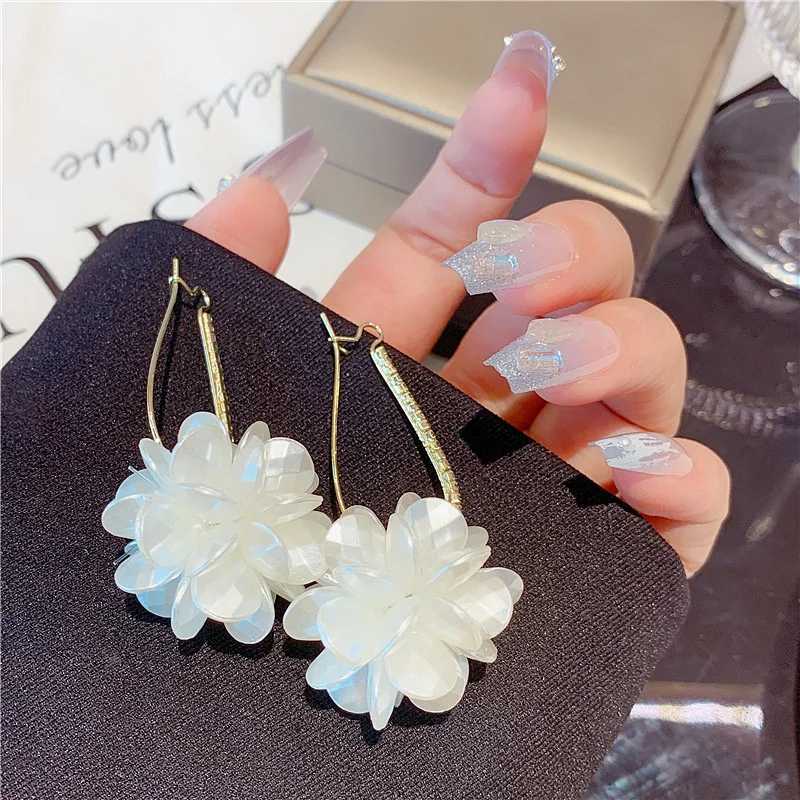 Summer Long Flower Earrings Hand-made Pearl Beaded Korean Fashion Shiny Earrings Sweet Jewelry Gifts Wholesale XJ250623