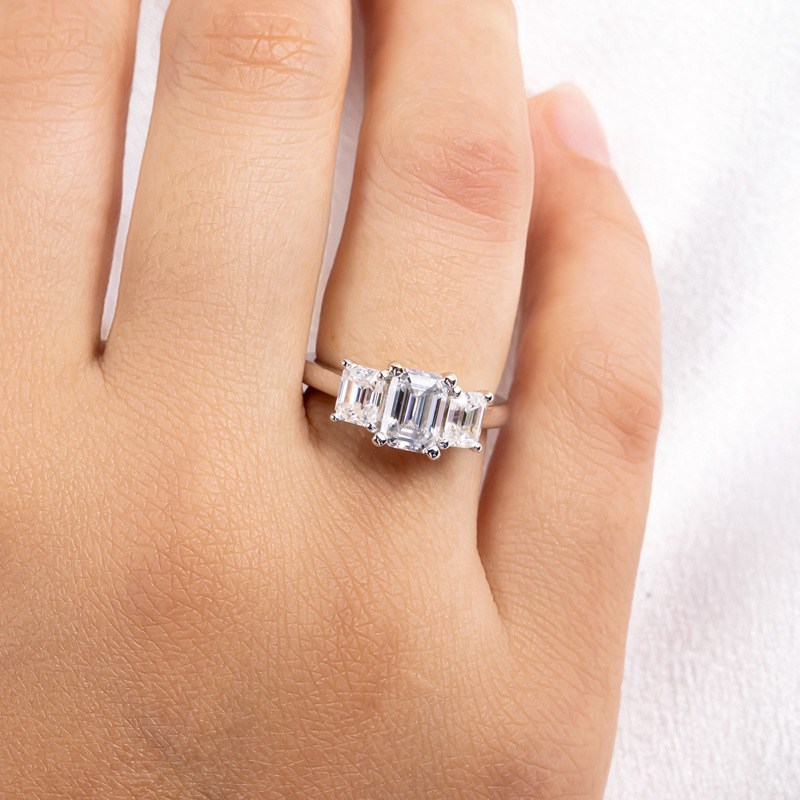 Unique Rectangle 1.6 CTW Three Stone Ring Sterling Silver Women Jewelry GRA Certification Emerald Cut Moissanite Ring