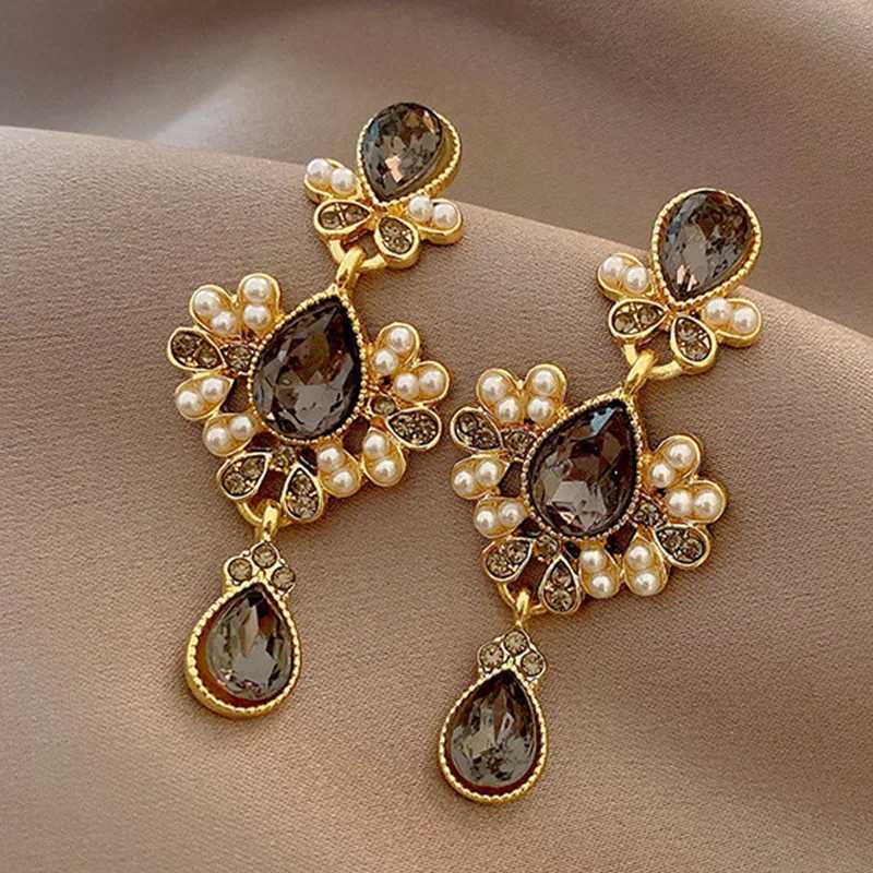 French Retro Emperament Drop AAA Pearl Earrings For Women Luxury Palace Style Earrings Light Luxury Accessories 2023 XJ250623