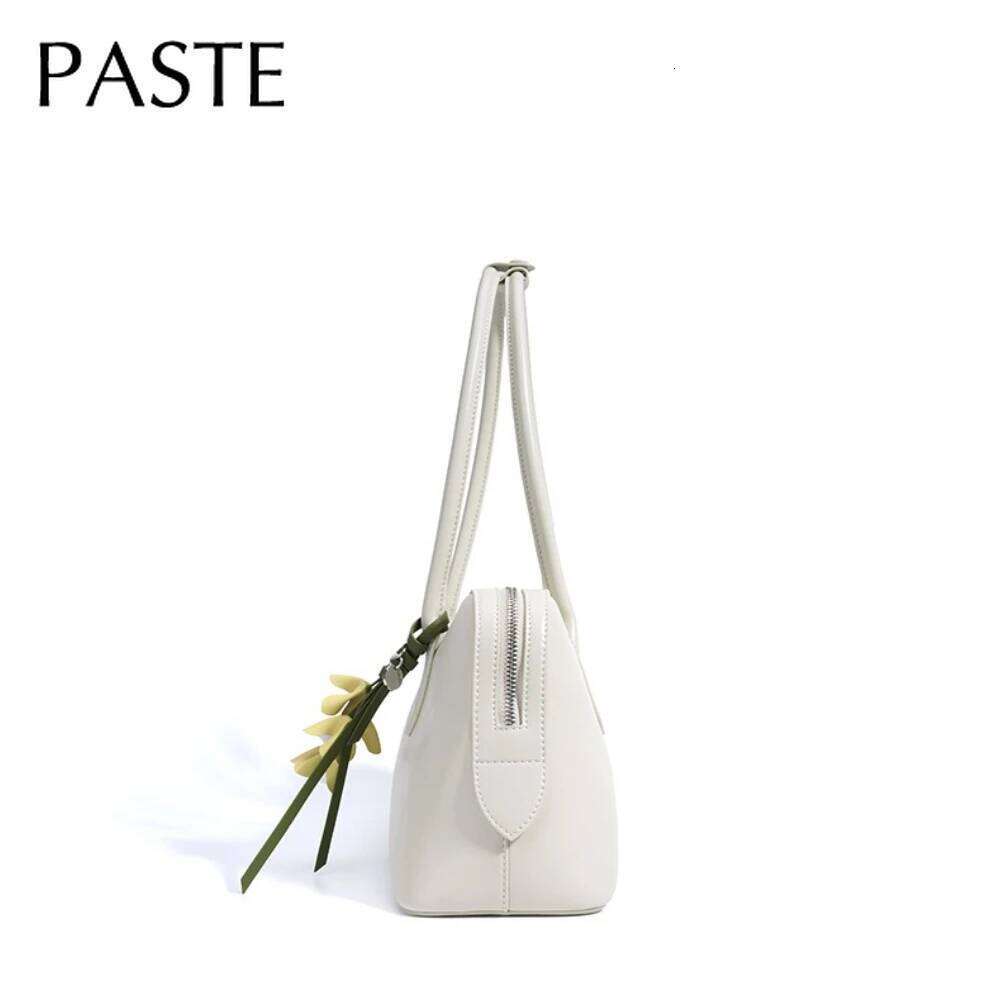 New Designer Beige Large Capacity Casual Tote With Hit Color Flower Pendant Split Cow Leather Women Commuter Handbag