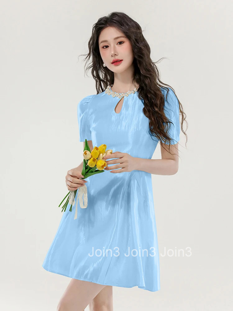 Women Clothes Sweet Solid Hollow Sexy Pearl O-Neck Slim A-Line Mini Short Dress Elegant Fashion Party Prom Vestidos Casual New