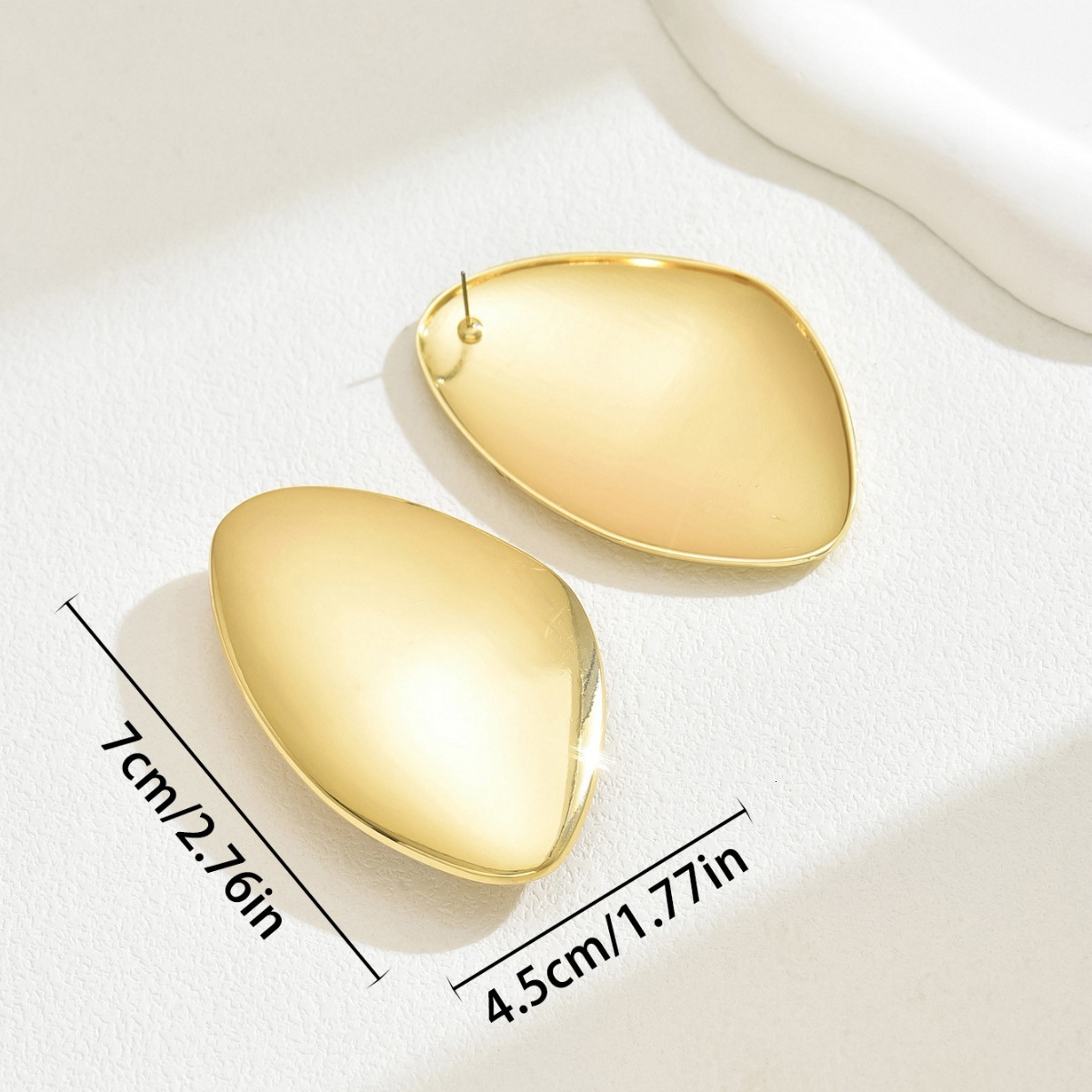 Statement with Large Glossy Surface, Fashionable Metal Heavy Craft Stud Earrings
