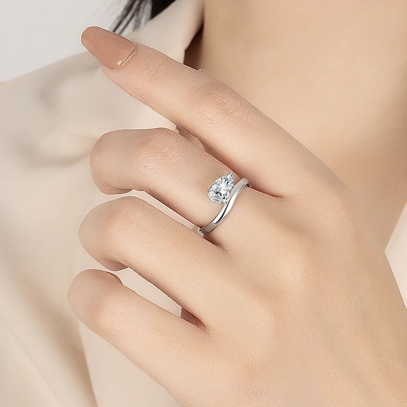 PERFANY 1.5CT Pear Cut Ring for Women S925 Pure Silver Waterdrop Laboratory Diamond Fashion Wedding Jewelry Gift 250617
