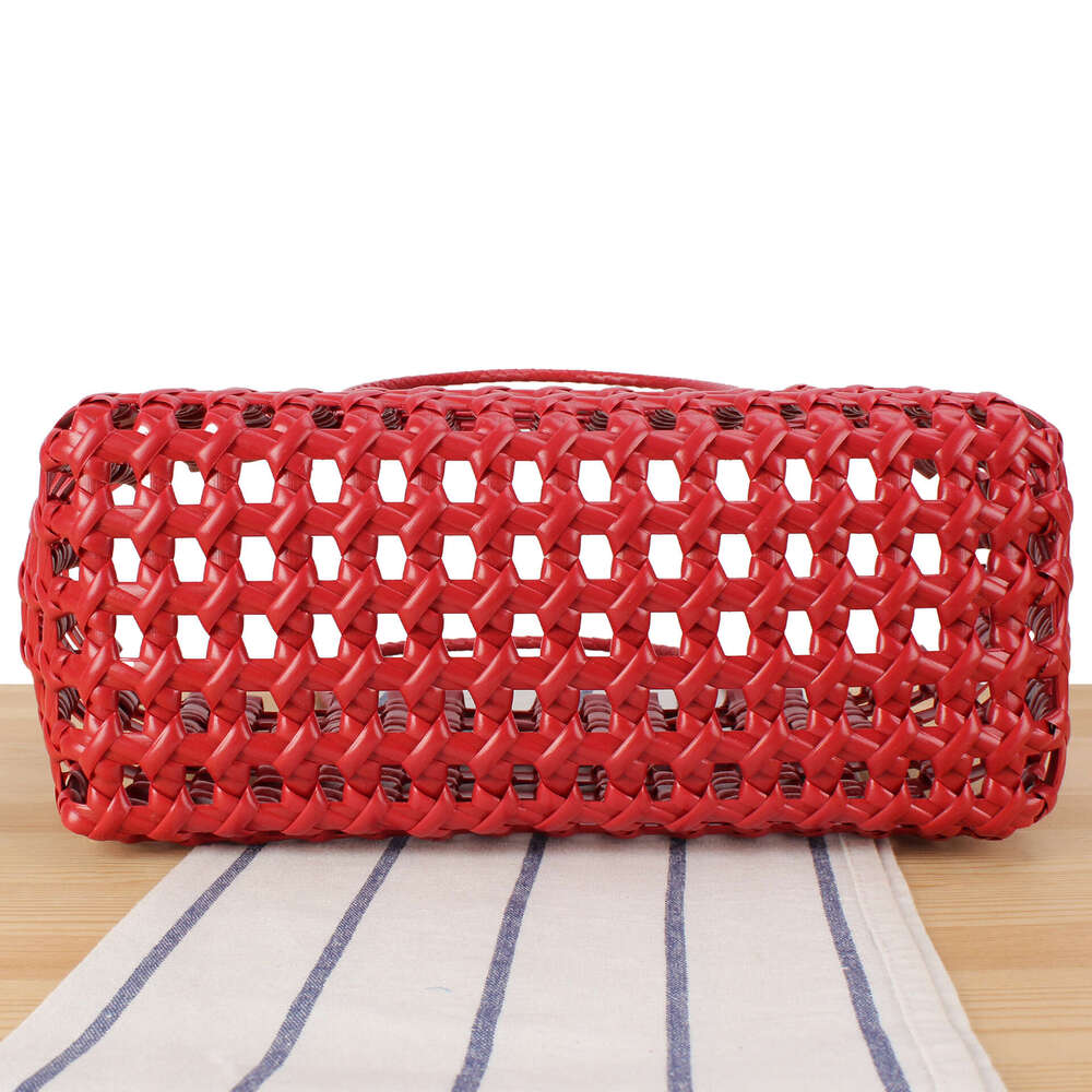 2025 New Hollow Design Women's Basket Niche Beach Vacation Casual Daily Versatile Ladies Bag