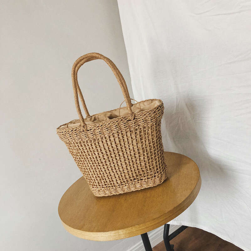 French Style Artistic Handwoven Straw Capacity Shoulder Beach Vacation Large Bag for Women