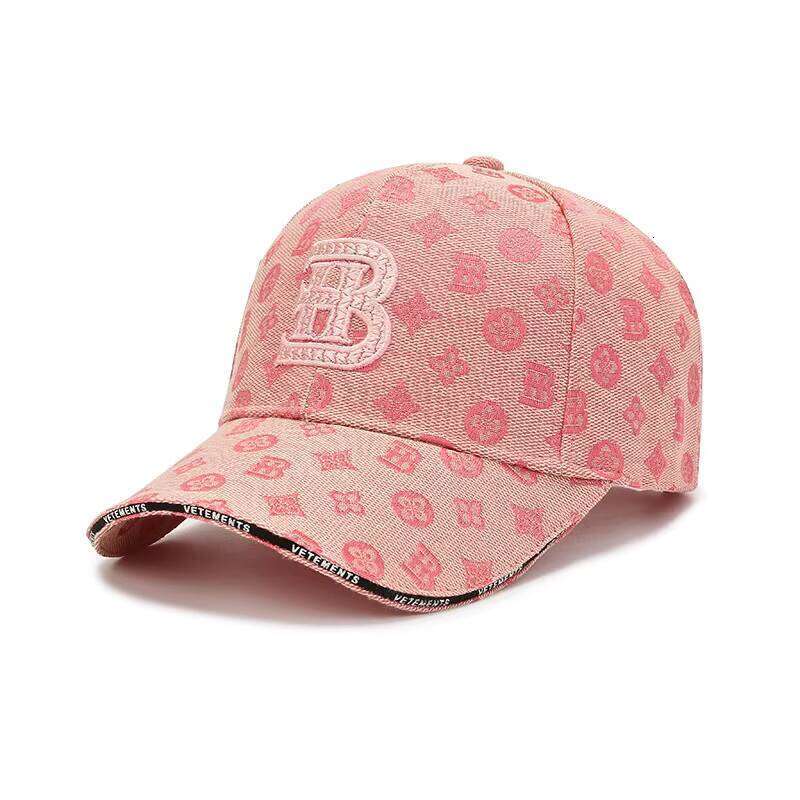 Men's and Women's Outdoor Adjustable Hat Embroidered Letter Logo Baseball Cap