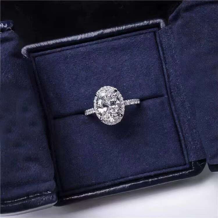 S925 Sterling Silver High Carbon 4 Karat Oversized Moissanite Diamond Ring Proposal Pigeon Egg Ring for Women IGI Certificate