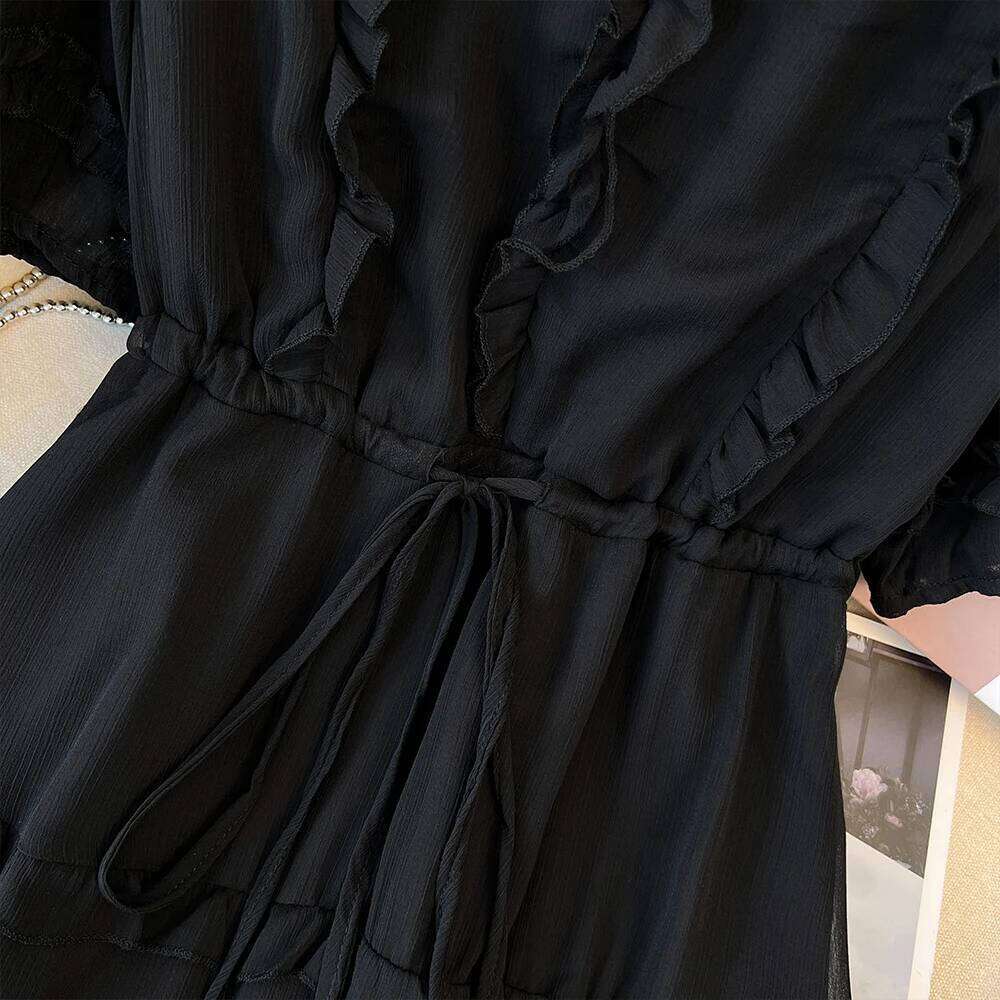 Plus-Size Women's Summer Casual Commuting Loose And Comfortable Black Apricot V-Neck Lace-Up Short-Sleeved Dress Clothes
