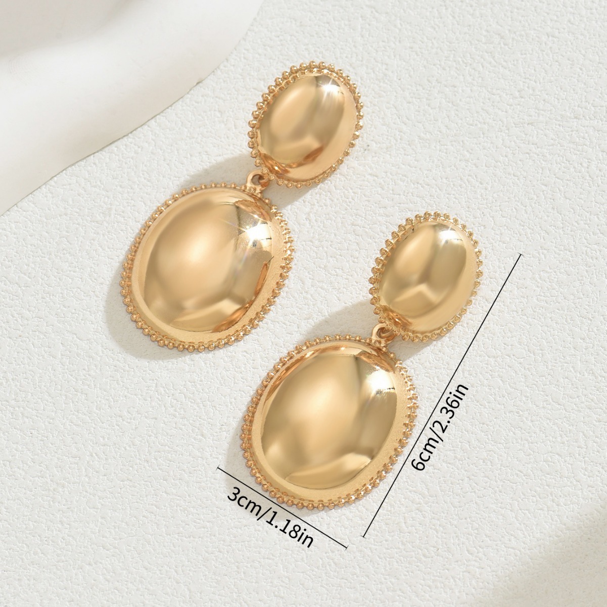 Light Style Women's Personality Fashion Round Ball Design Electroplated Alloy Stud Earrings For Women