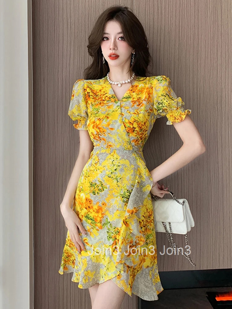 Summer Chiffon Short Vacation Dress Women Elegant Pretty Yellow Print Sexy V-Neck Slim Mini A-Line Mujer Vestidos Street Clothes