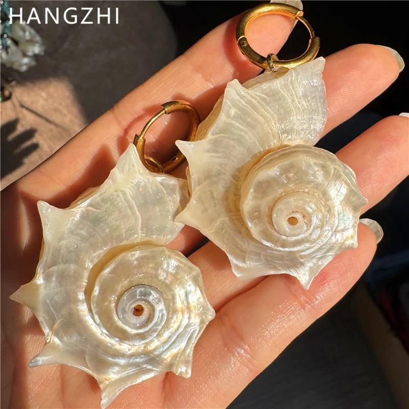 HangZhi White Asymmetrical Natural Conch Pendant Hoop Earring Stainless Steel Waterproof Summer Beach Exaggerated Jewelry 250617