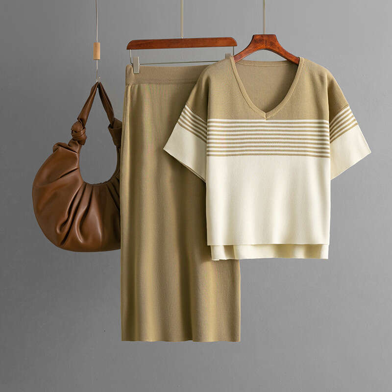 2025 Summer New Fashion Striped Short Sleeve V-neck T-shirt + Casual Skirt Two-piece Set