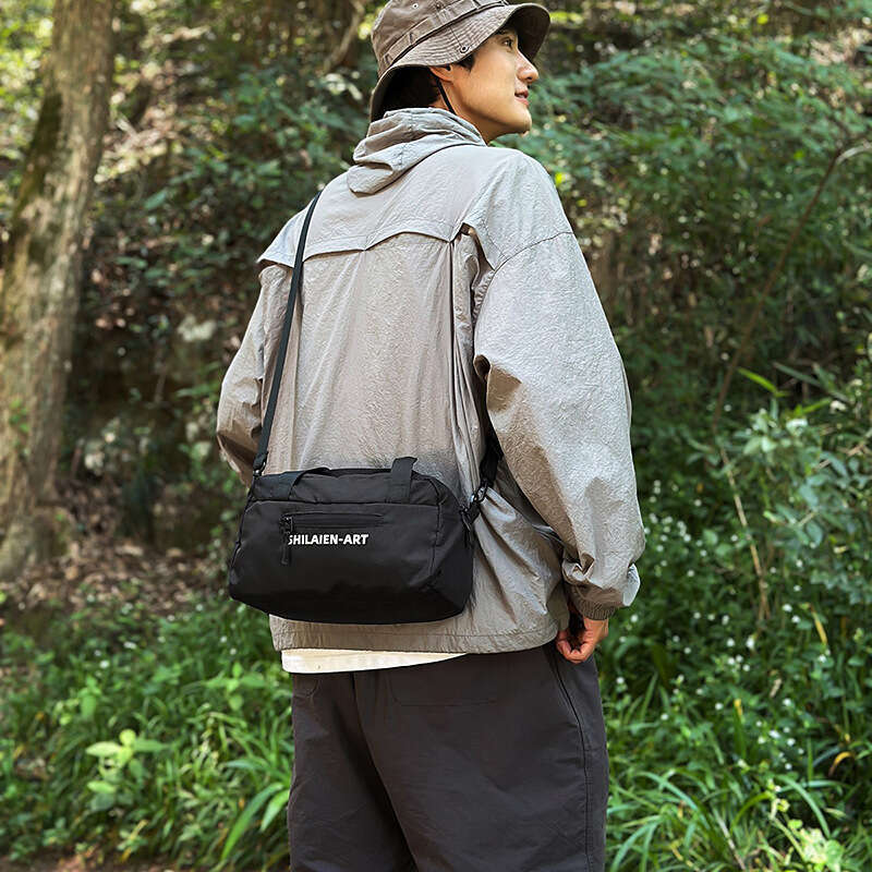 Lightweight Outdoor Crossbody for Women, Trendy Brand, Unique Shoulder Bag, Versatile Commuter Handbag, Multifunctional Phone Bag