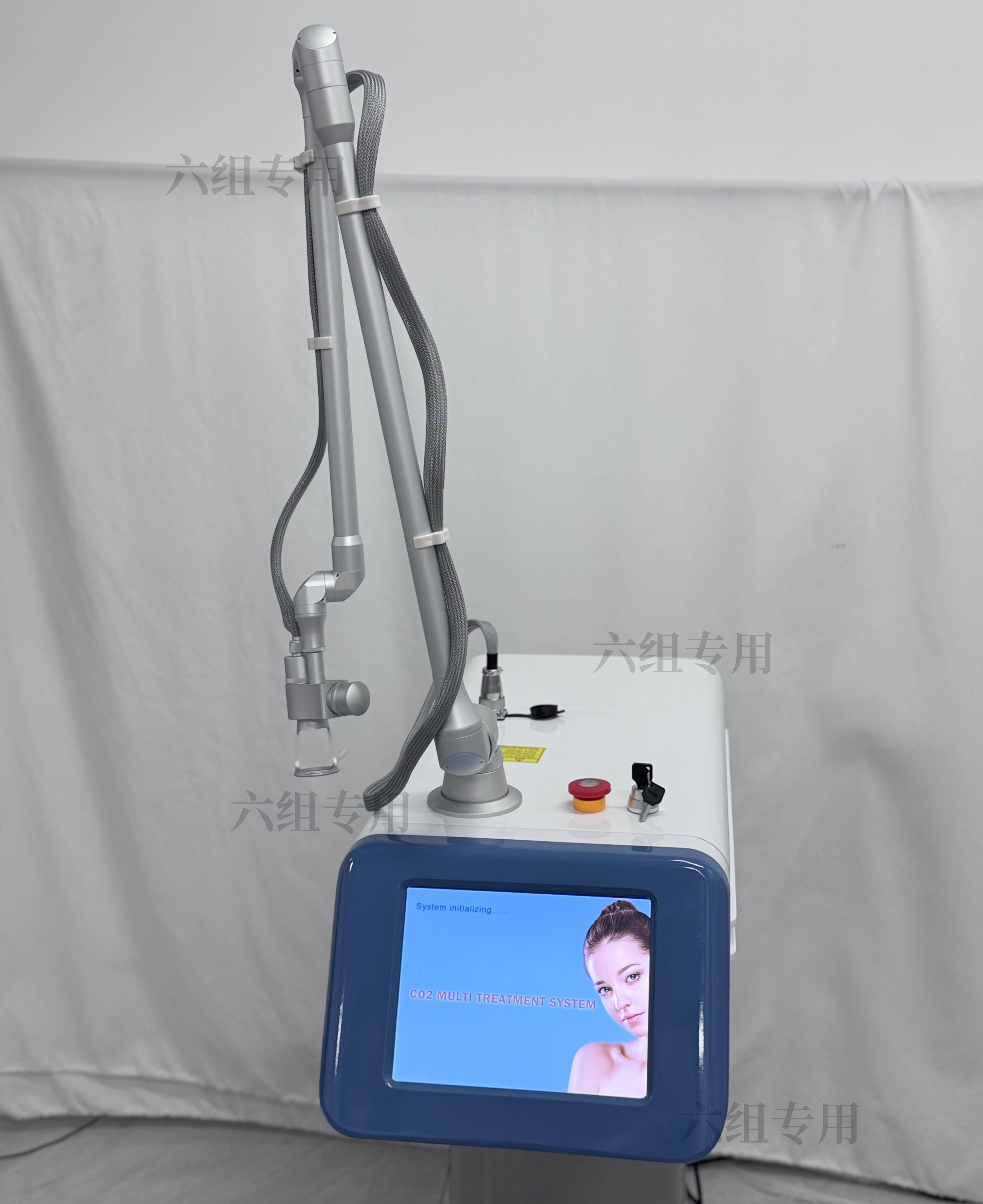 10600nm CO2 Fractional Laser Skin Resurfacing Machine Wrinkle Removal Vaginal Rejuvenation Beauty Equipment Beauty Salon Use