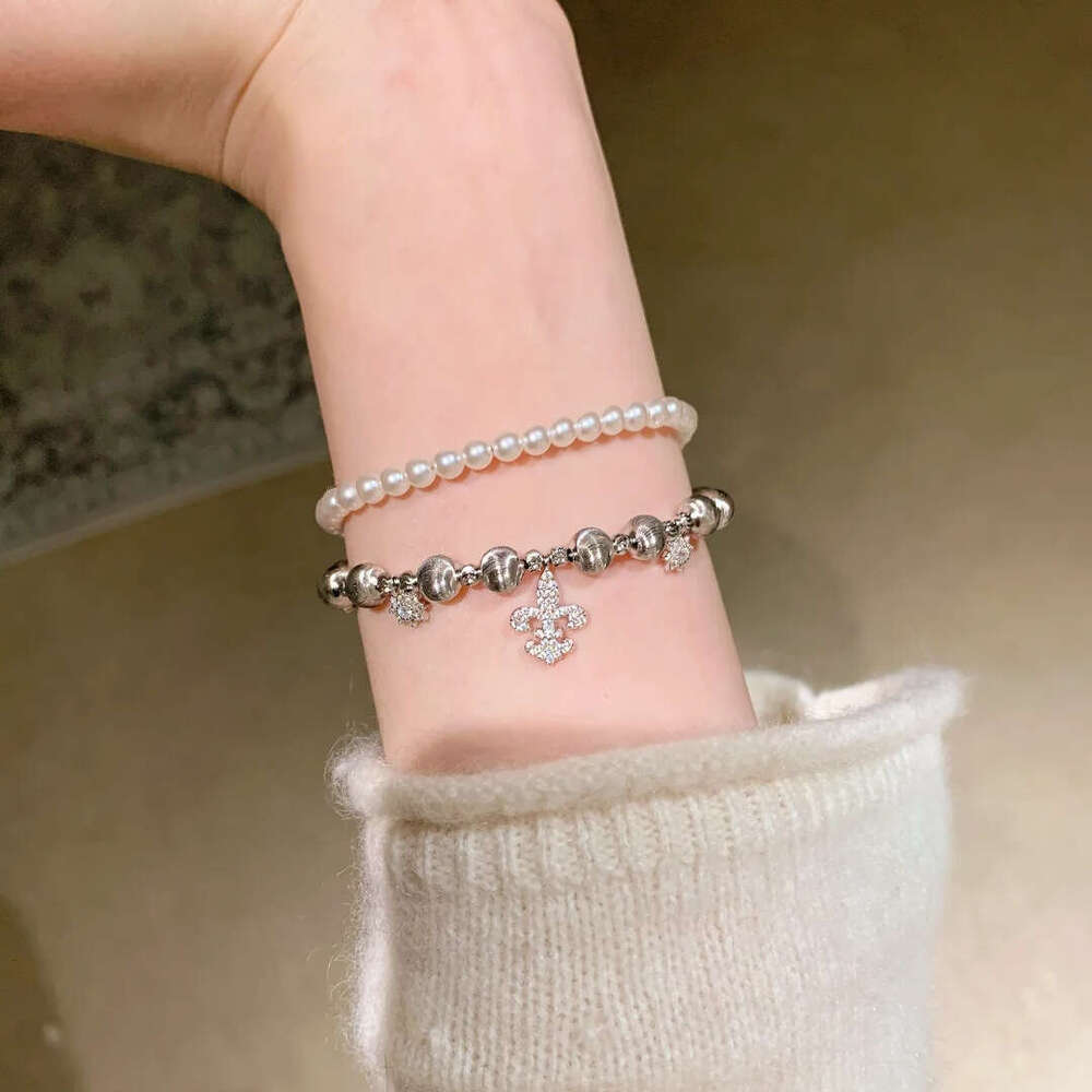 Light Fashion Winter Snowflake Cat Eye New Chinese Style High-end Exquisite Inlaid Dia Iris Flower Bracelet for Women