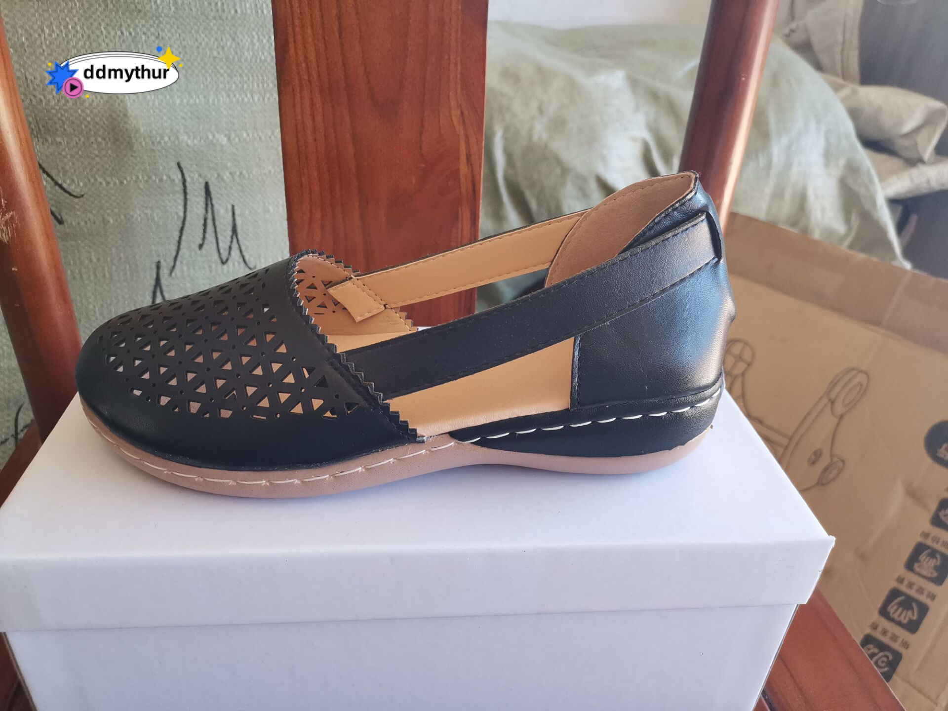 New Style Hole 2023 Summer Shoes Round Toe Wedge Large Size Flat Women's Sandals ddmythur