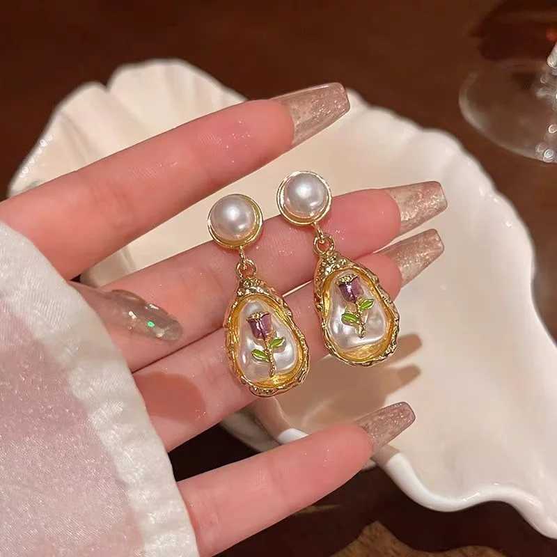 Baroque Imitation Pearl Flower Waterdrop Dangle Earrings for Women Painting Style Elegant Punk Simple Jewelry Trend Accessories XJ250623