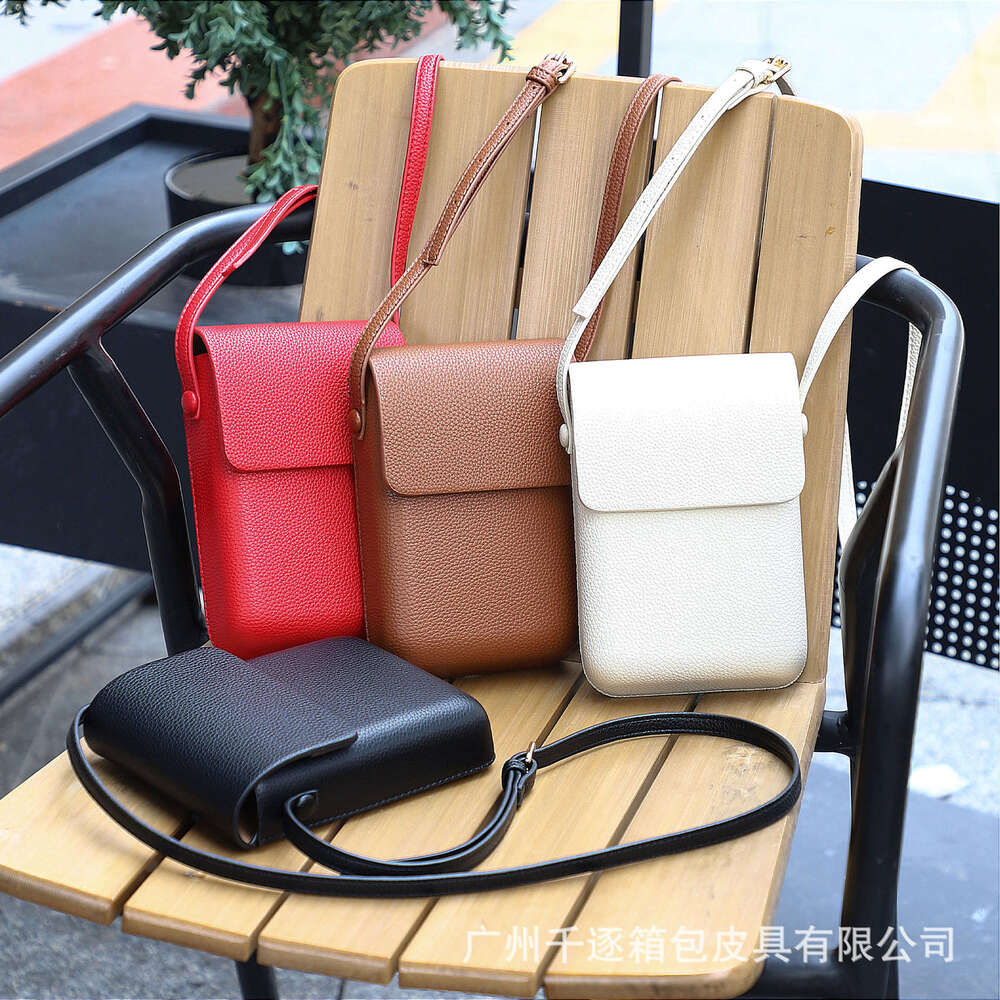 Phone for Women 2025 New Fashion Versatile Vertical Shoulder Small Crossbody Bag Trendy
