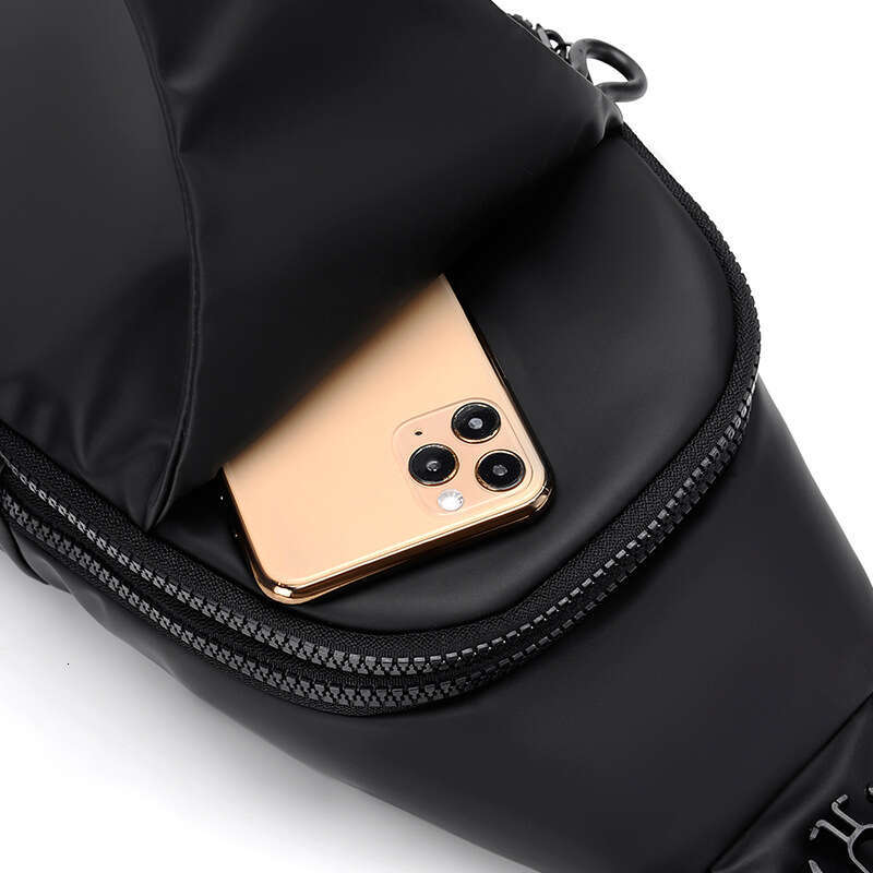 New Outdoor Large Capacity Crossbody Men's Chest Fashion Simple Trendy Shoulder Bag