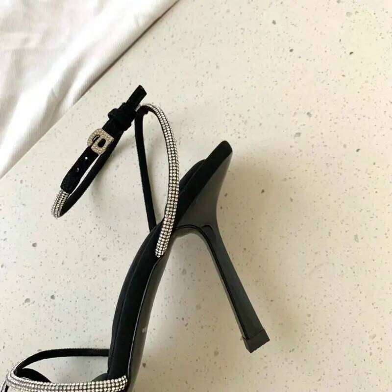 2025 Summer New Dia-Lettered Sandals Sense Open-Toe Stiletto High Heels Loop Cross-Strap Women'S Shoe Trend