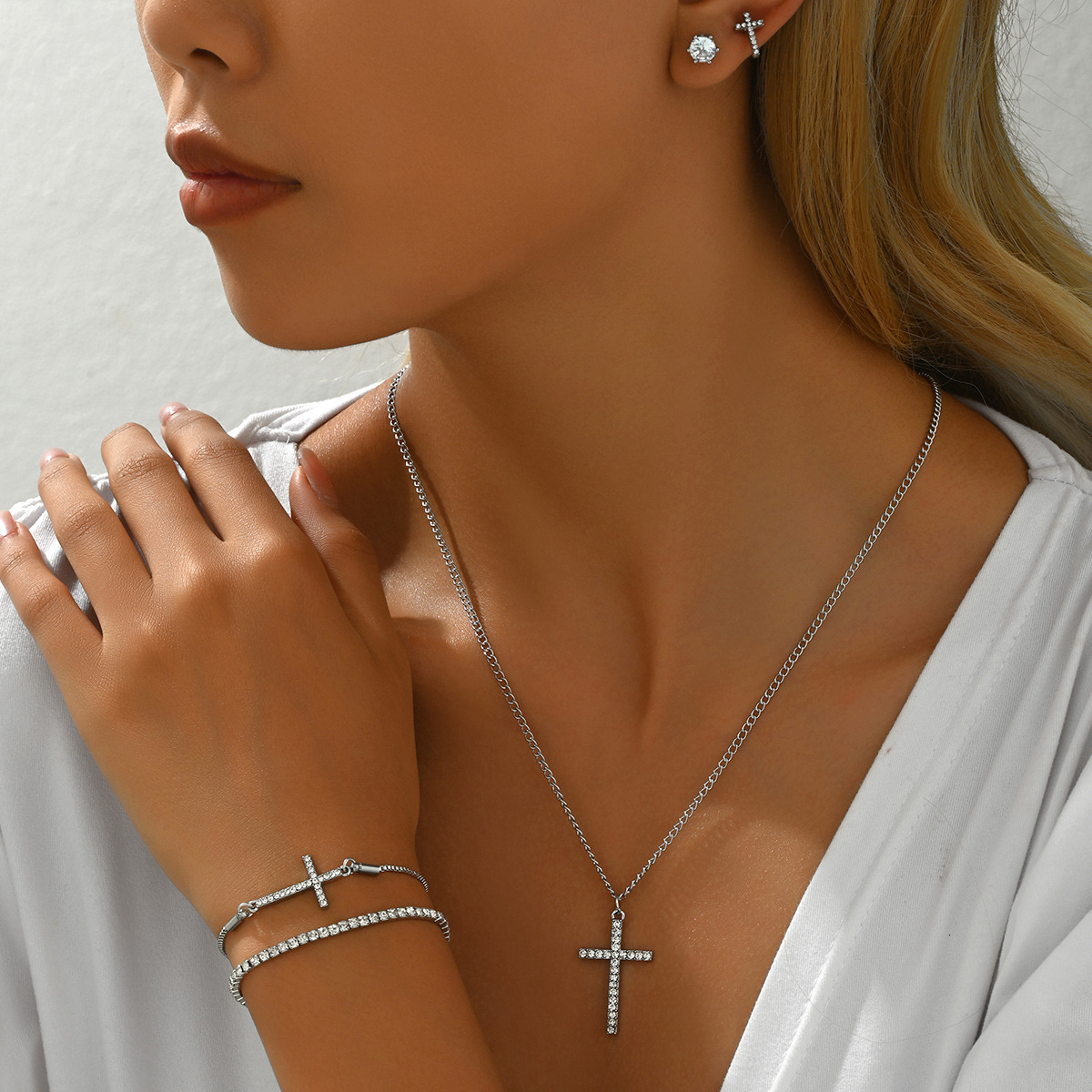 Wind Women's Necklace Jewelry Set Personality Cross Design Inlaid Earrings Bracelet