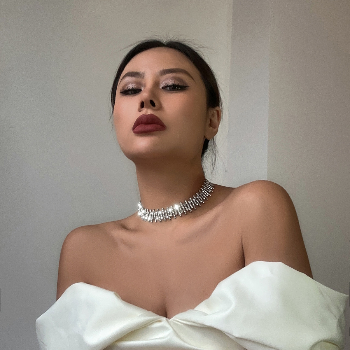 Jewelry Light Full Dia Spicy Girl Collarbone for Women Niche Versatile Design Sense Tassel Necklace