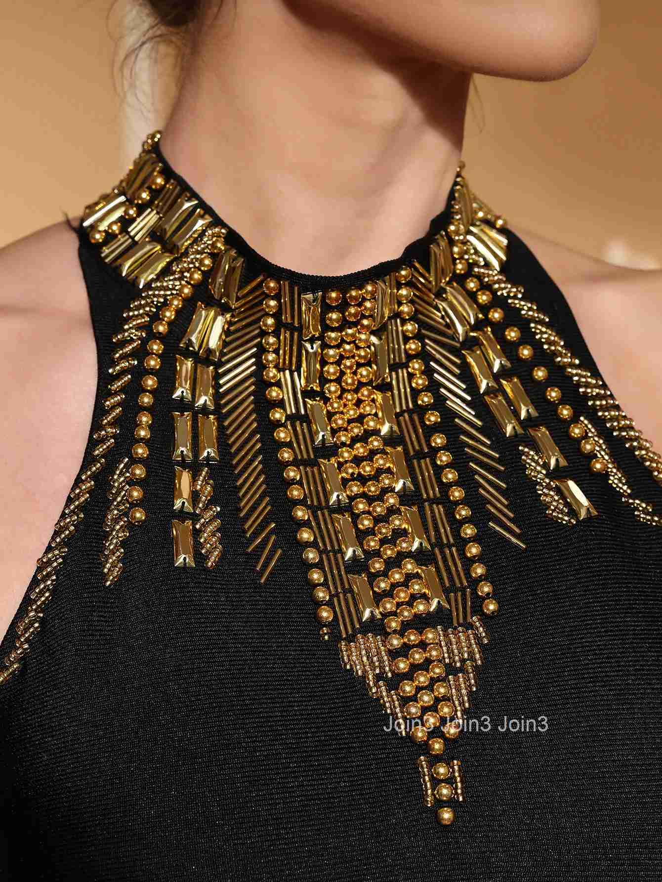 2025 Trending Black Gold Evening Dress with Luxurious Back Detail-Elegant Party Gown for WomenFormal Events Celebrations